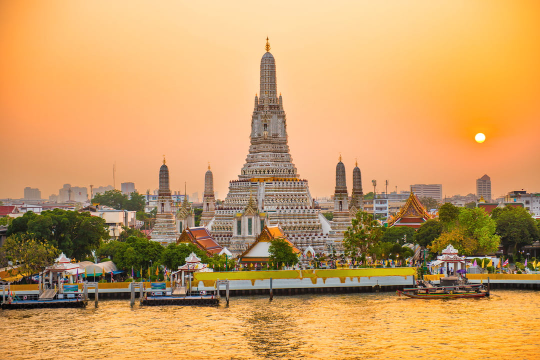 Temple of Dawn or Wat Arun in Bangkok at Sunset